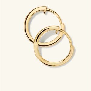 Mejuri easy huggie hoops